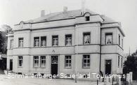 Neues Amtshaus, errichtet 1897, heutiges Rathaus. 